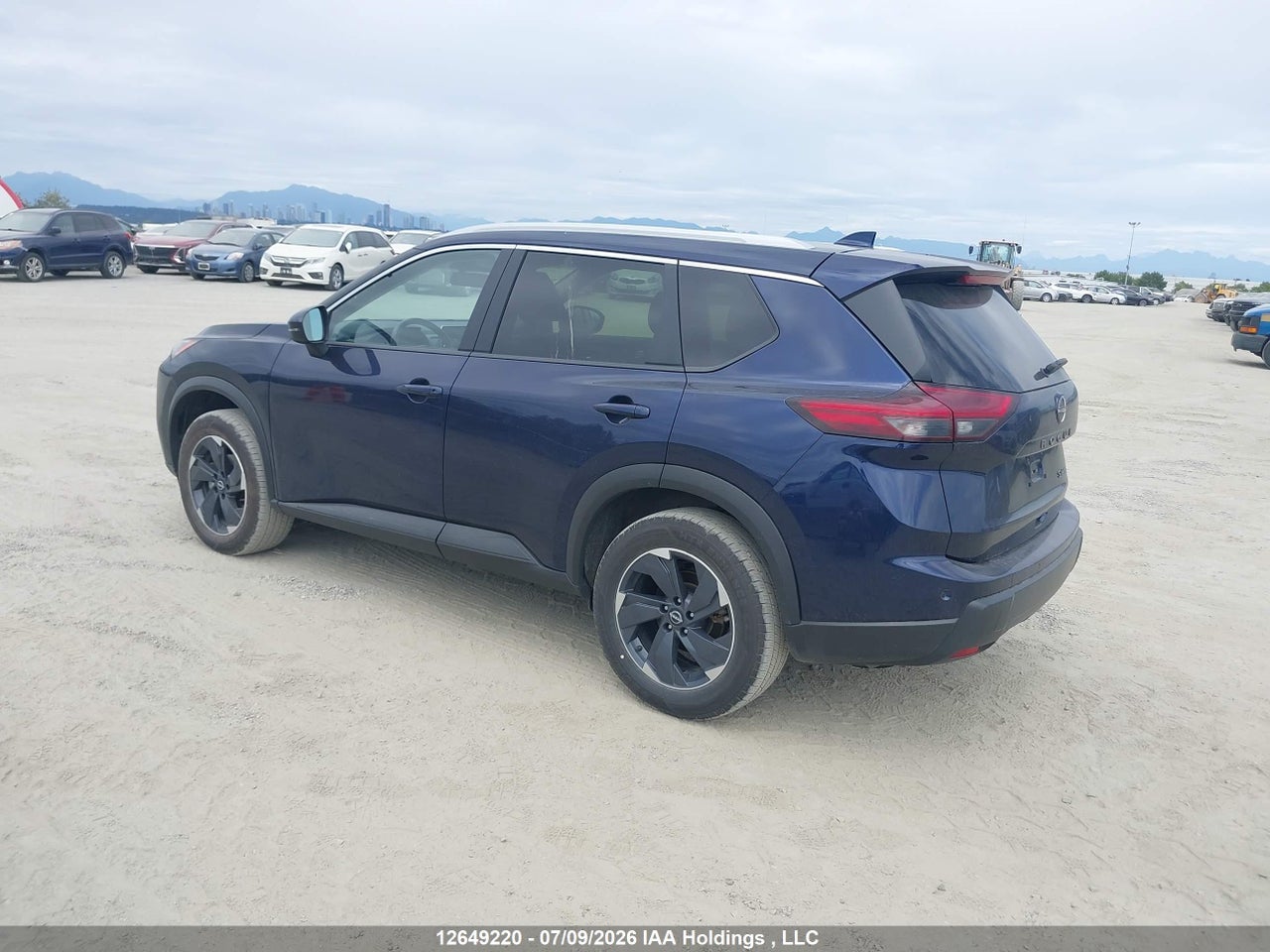 2024 NISSAN ROGUE SV thumbnail 4