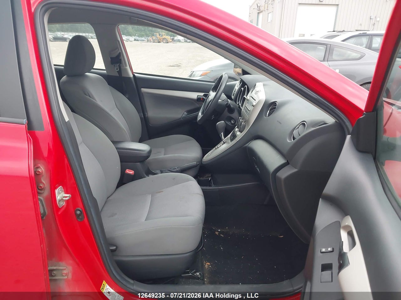 2011 TOYOTA MATRIX thumbnail 6