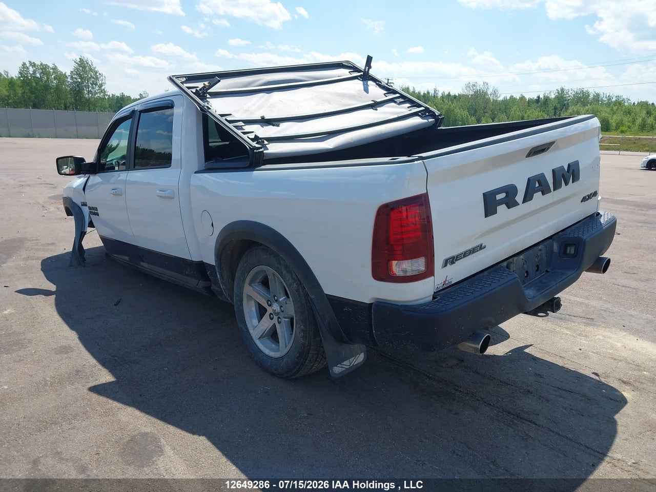 2016 RAM 1500 REBEL thumbnail 4