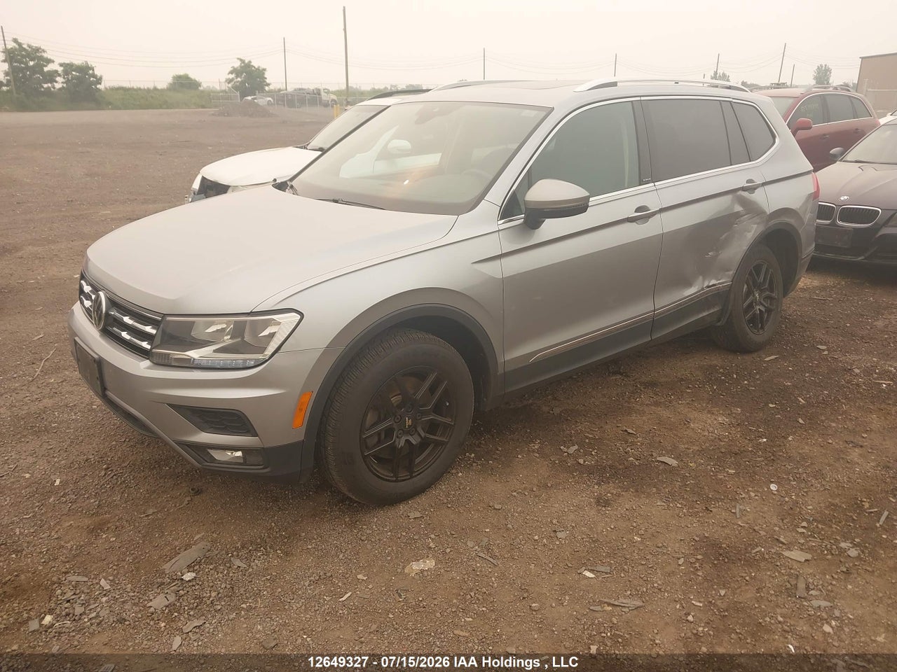 2020 VOLKSWAGEN TIGUAN SE/SEL thumbnail 3