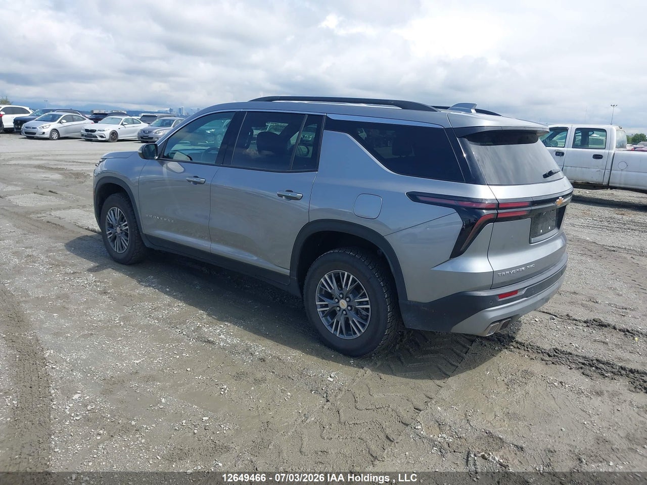 2026 CHEVROLET TRAVERSE LT thumbnail 4