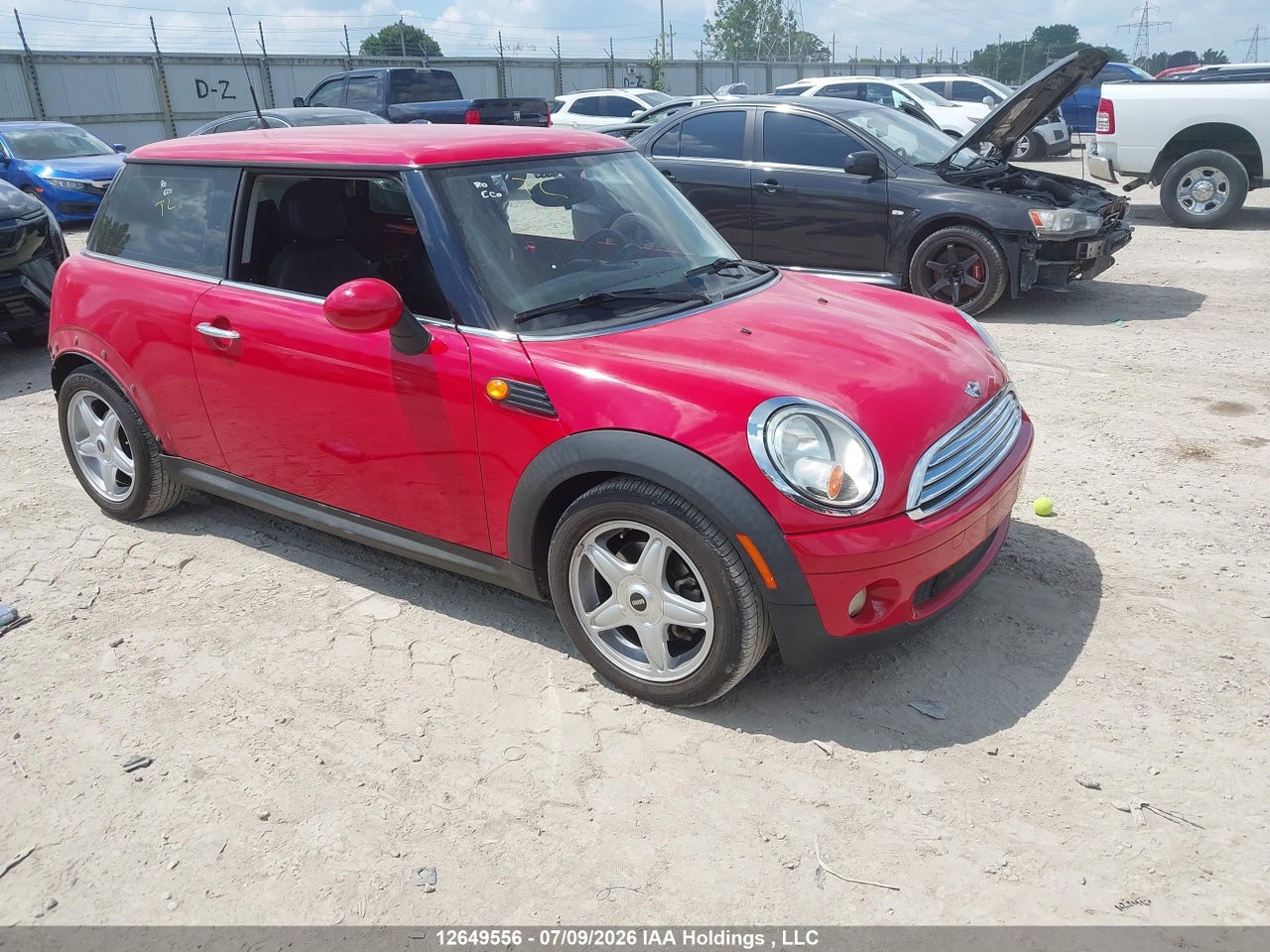 2009 MINI COOPER CLASSIC thumbnail 2