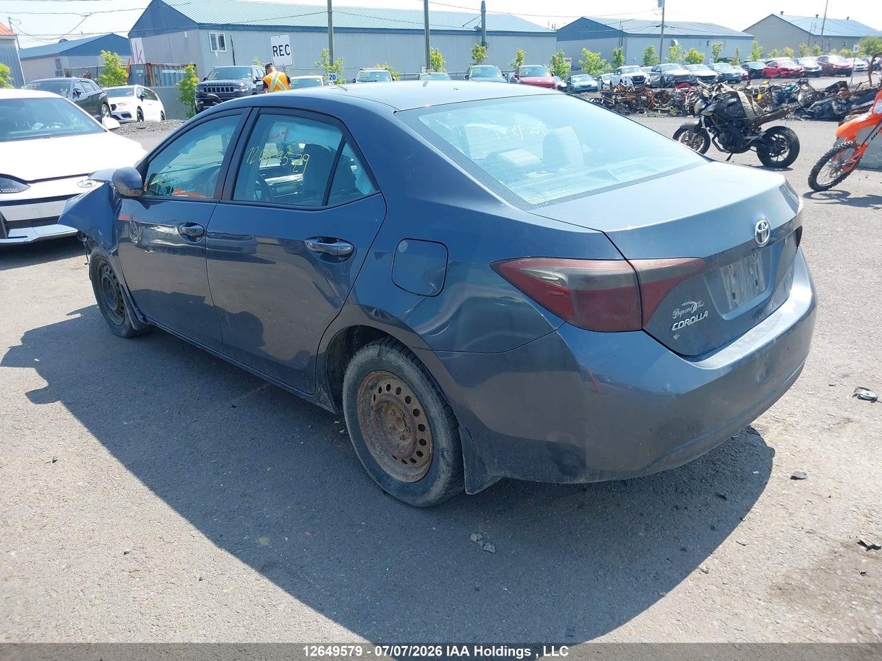 2015 TOYOTA COROLLA CE thumbnail 4
