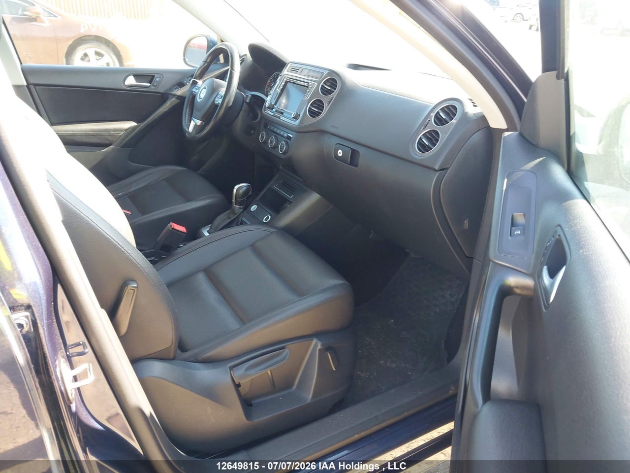 2017 VOLKSWAGEN TIGUAN WOLFSBURG thumbnail 6
