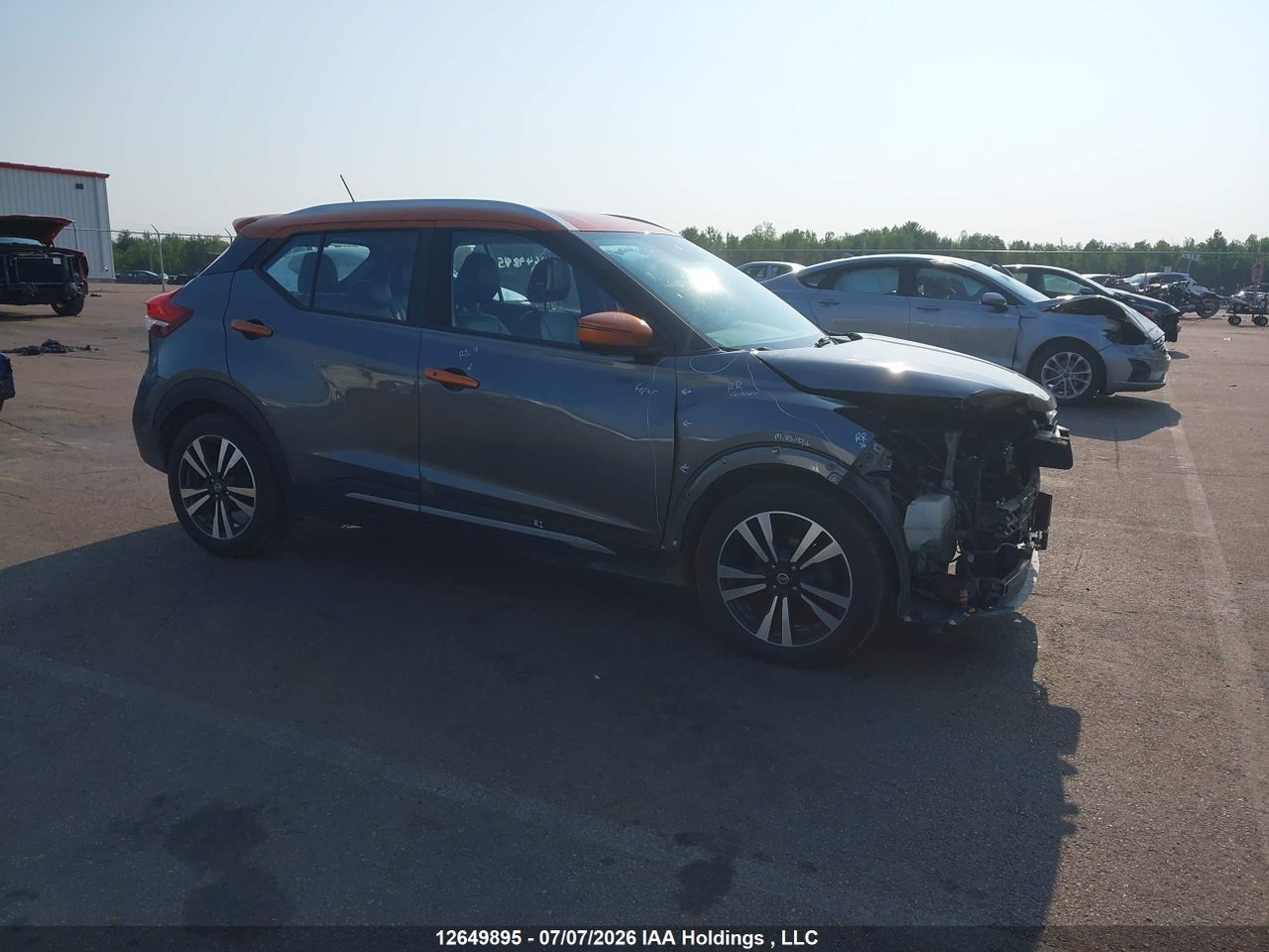 2020 NISSAN KICKS SR thumbnail 2