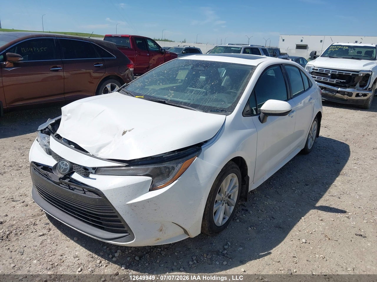 2024 TOYOTA COROLLA LE thumbnail 3