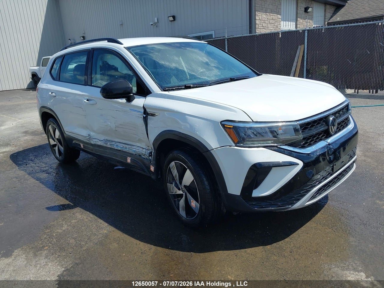2024 VOLKSWAGEN TAOS thumbnail 2