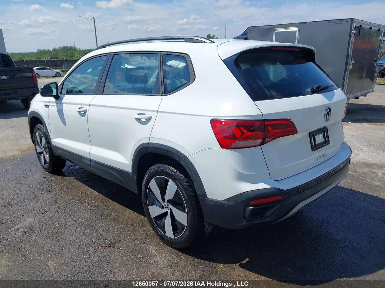 2024 VOLKSWAGEN TAOS thumbnail 4