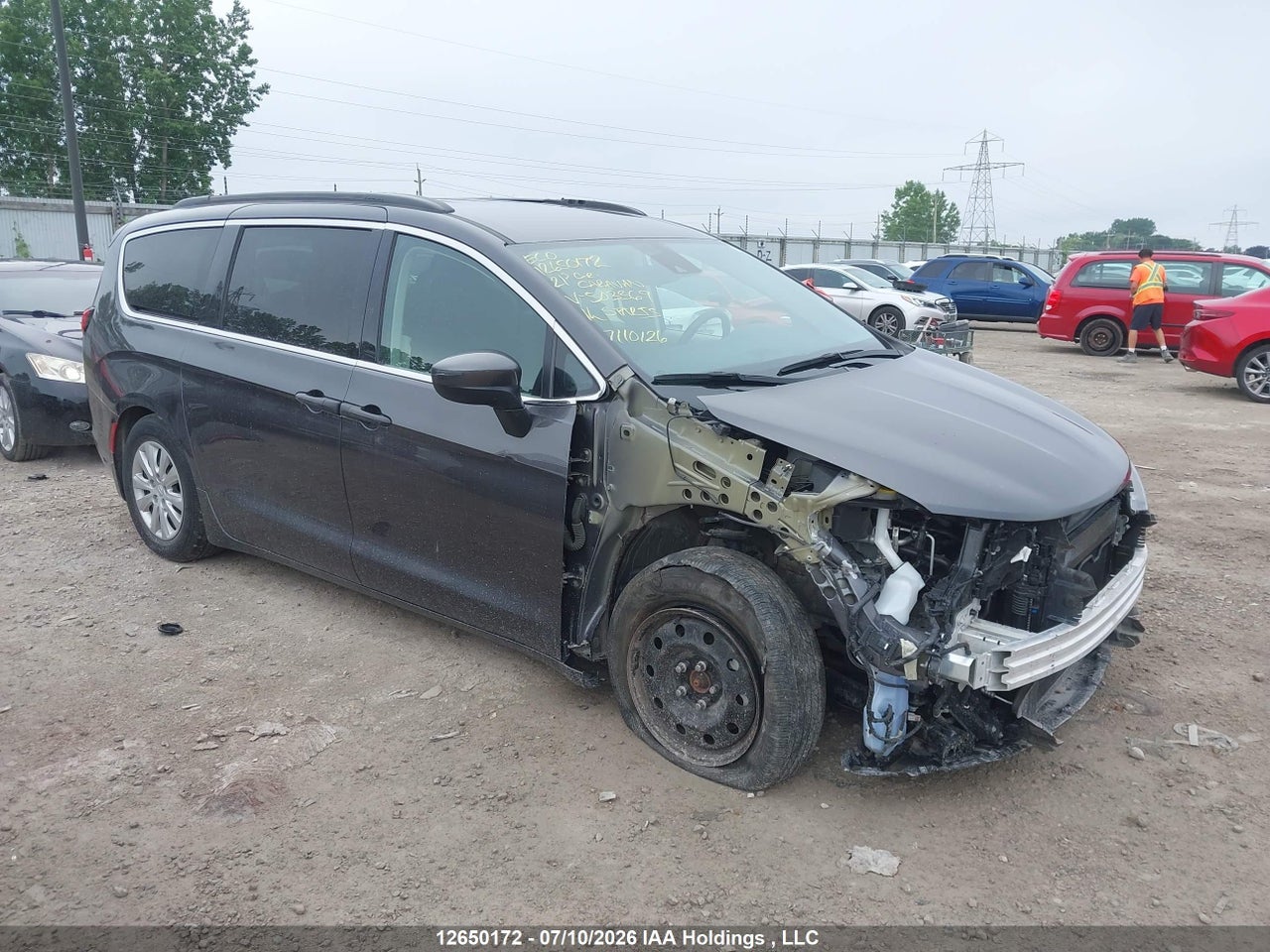 2021 CHRYSLER GRAND CARAVAN SE thumbnail 2