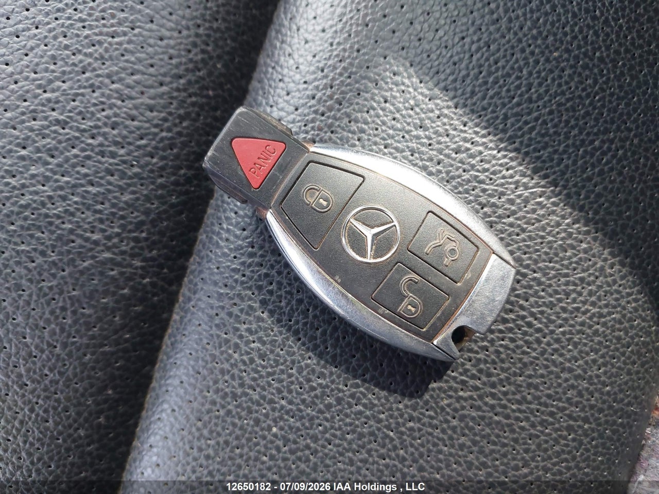 2011 MERCEDES BENZ C-CLASS thumbnail 12