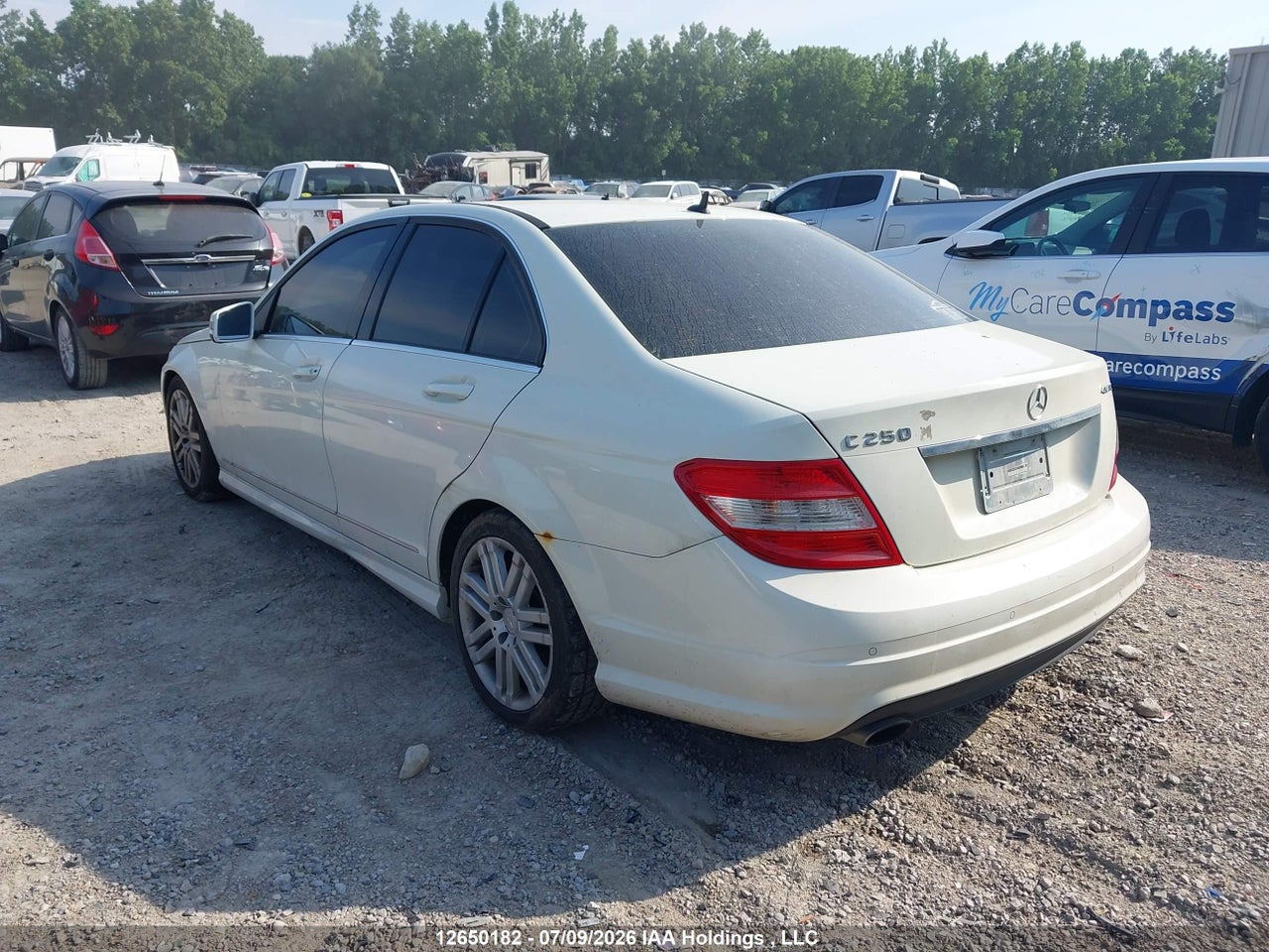 2011 MERCEDES BENZ C-CLASS thumbnail 4