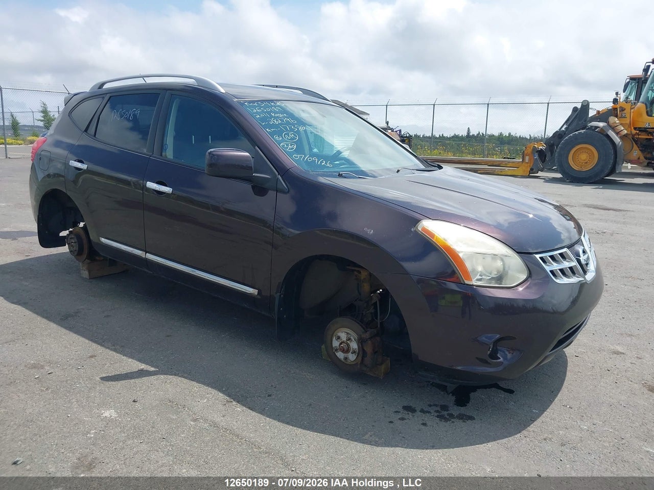 2011 NISSAN ROGUE thumbnail 2