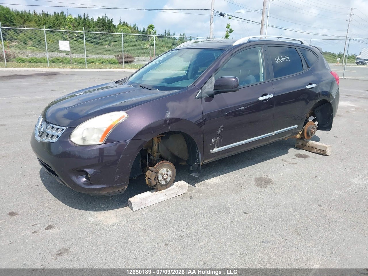 2011 NISSAN ROGUE thumbnail 3