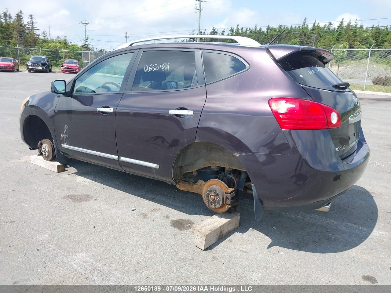 2011 NISSAN ROGUE thumbnail 4