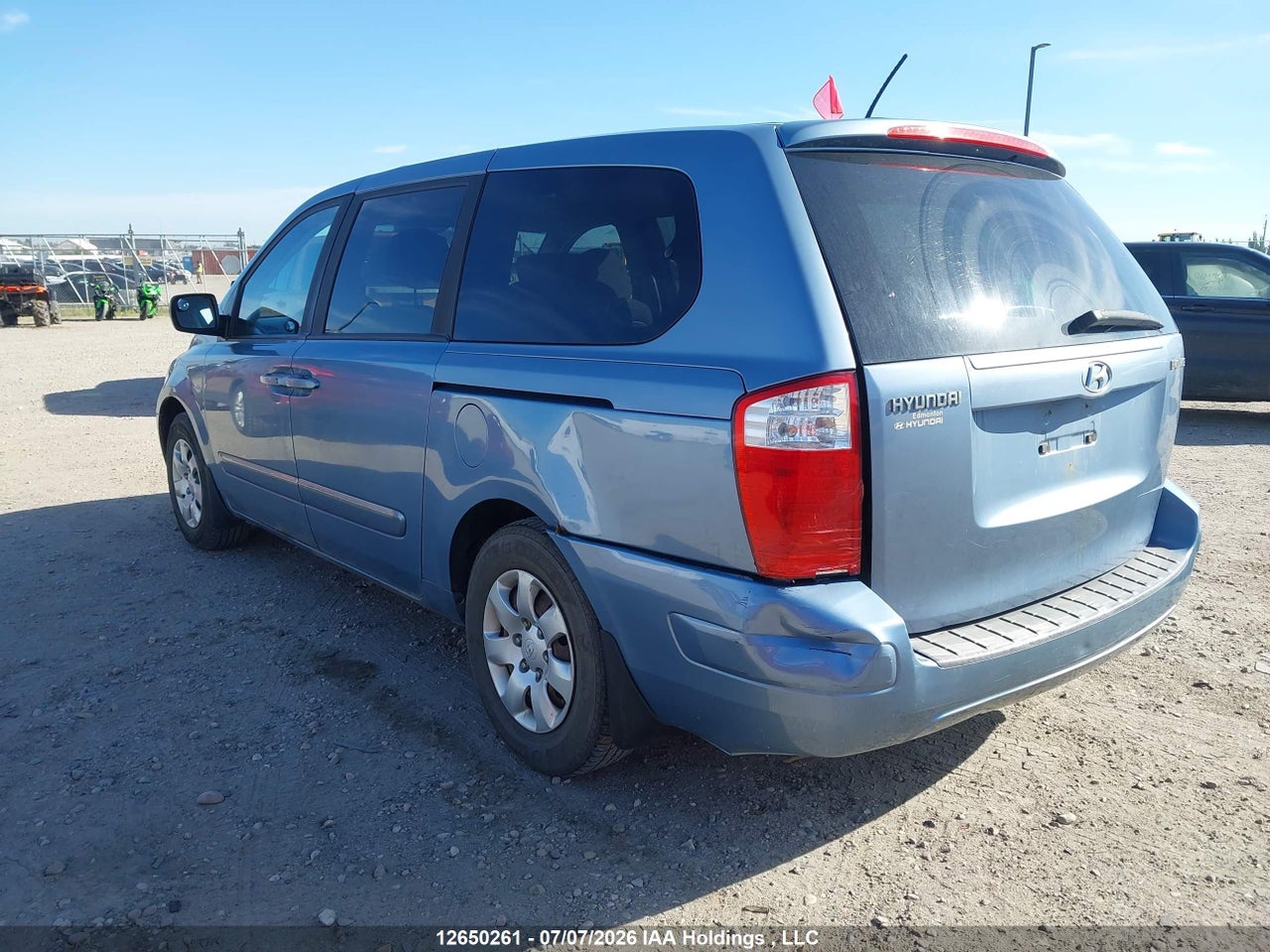 2010 KIA SEDONA LX thumbnail 4