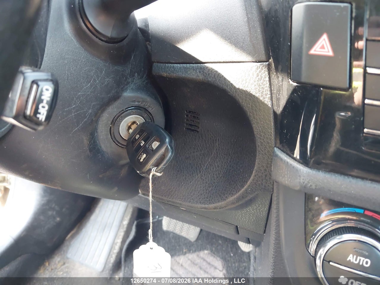 2014 TOYOTA COROLLA LE thumbnail 11