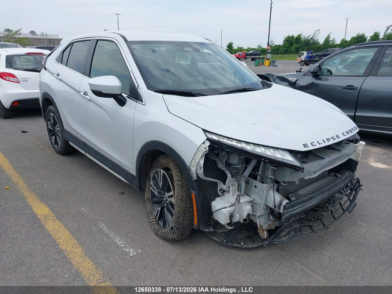 2024 MITSUBISHI ECLIPSE CROSS ES thumbnail 2
