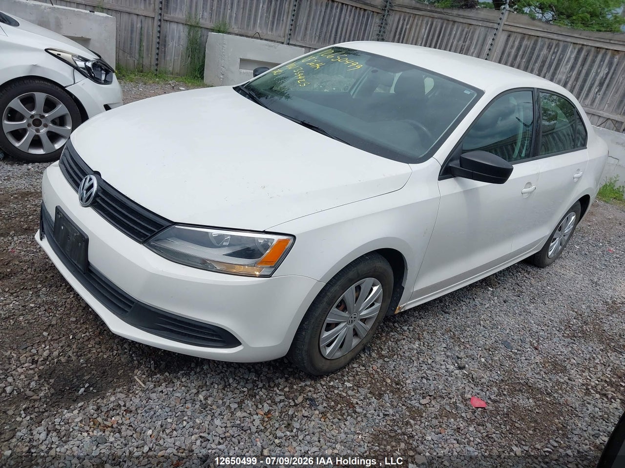 2013 VOLKSWAGEN JETTA S thumbnail 3