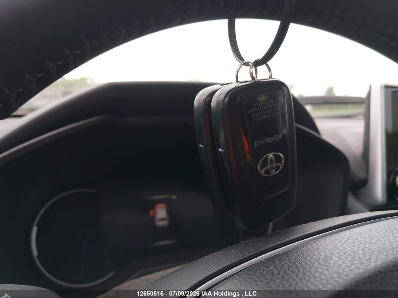 2023 TOYOTA RAV4 HYBRID XLE thumbnail 12