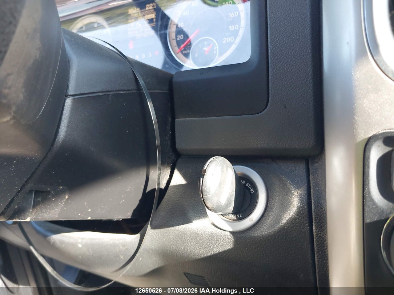 2016 RAM 1500 SLT thumbnail 12