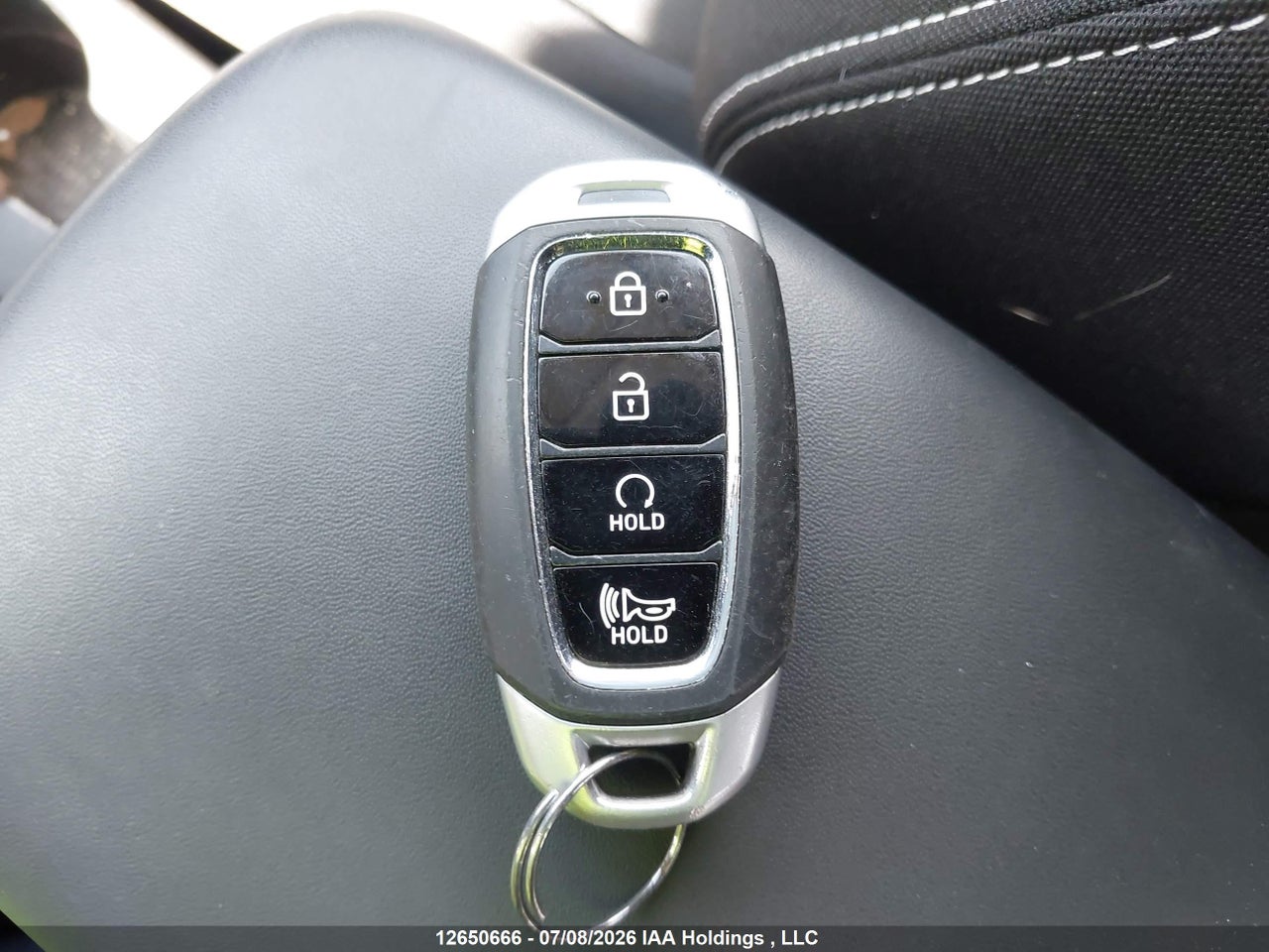 2022 HYUNDAI VENUE PREFERRED WITH TWO-TONE BODY COLOUR thumbnail 12