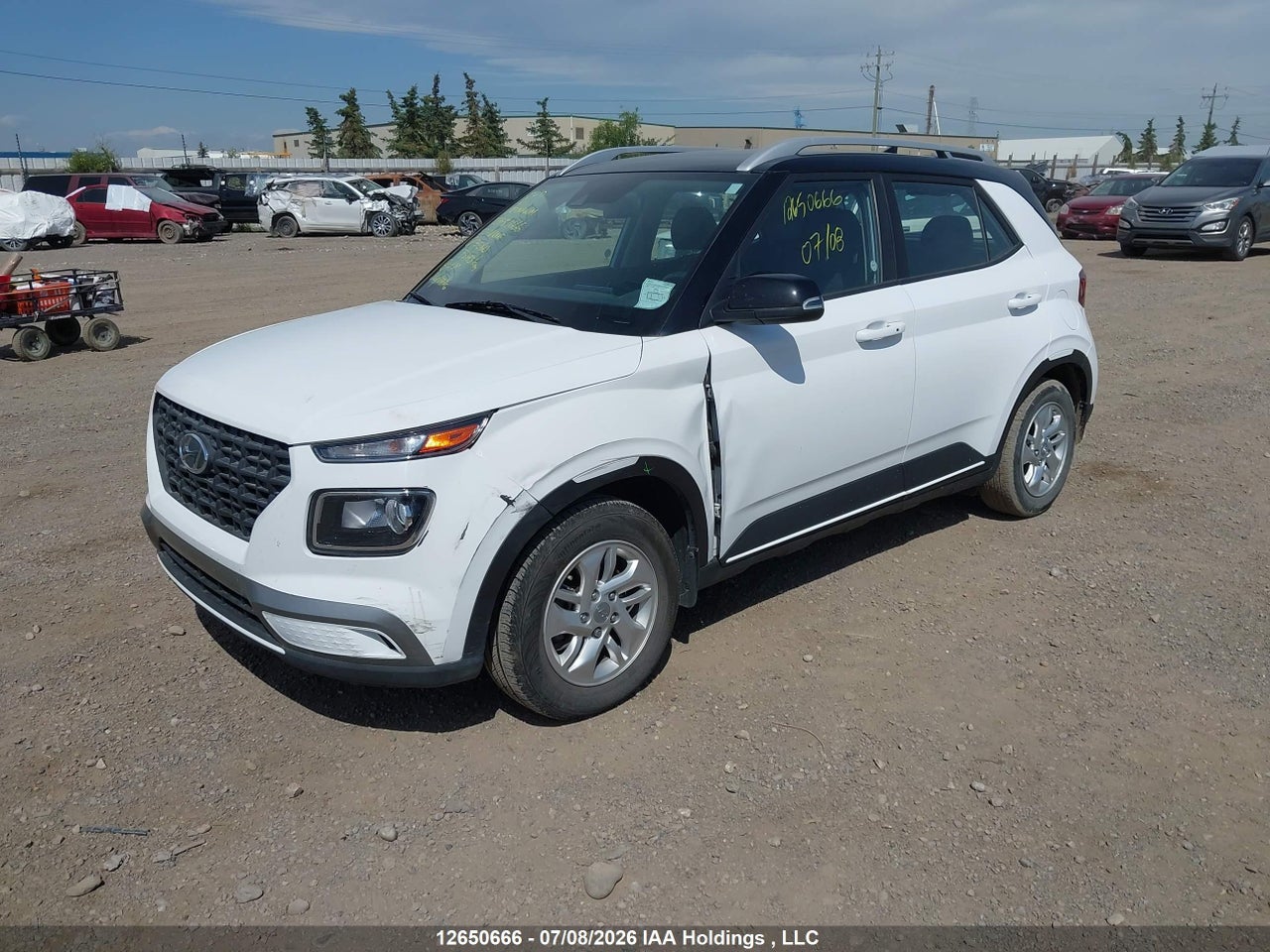 2022 HYUNDAI VENUE PREFERRED WITH TWO-TONE BODY COLOUR thumbnail 3