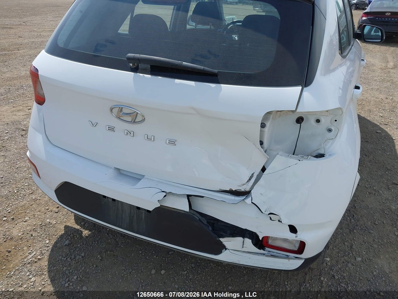 2022 HYUNDAI VENUE PREFERRED WITH TWO-TONE BODY COLOUR thumbnail 7
