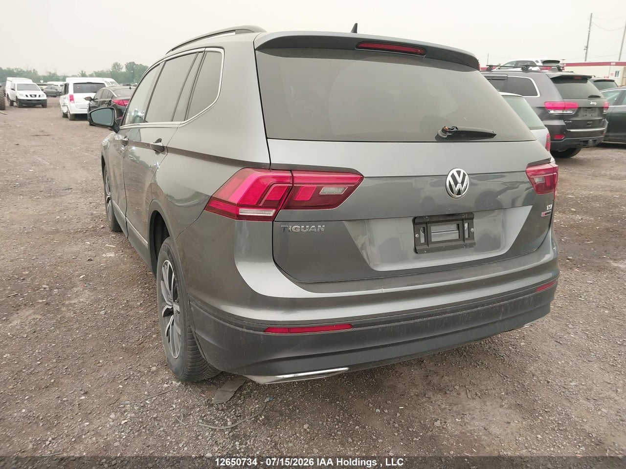 2018 VOLKSWAGEN TIGUAN SE/SEL thumbnail 4