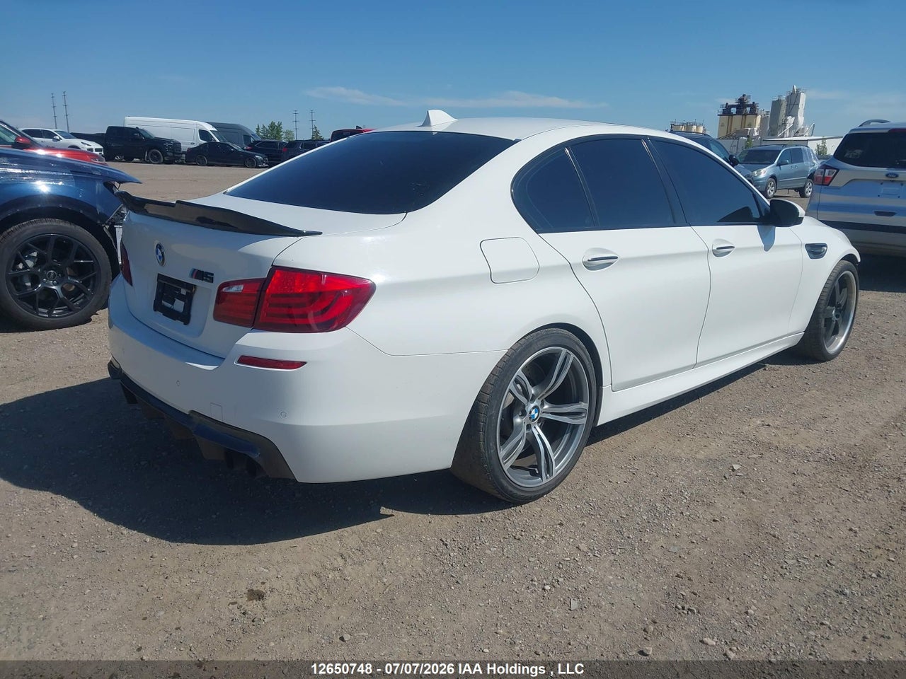 2012 BMW M5 thumbnail 5