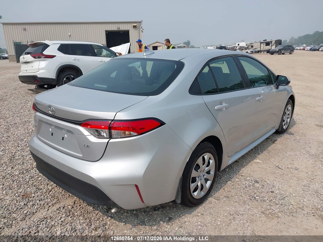 2026 TOYOTA COROLLA LE thumbnail 5
