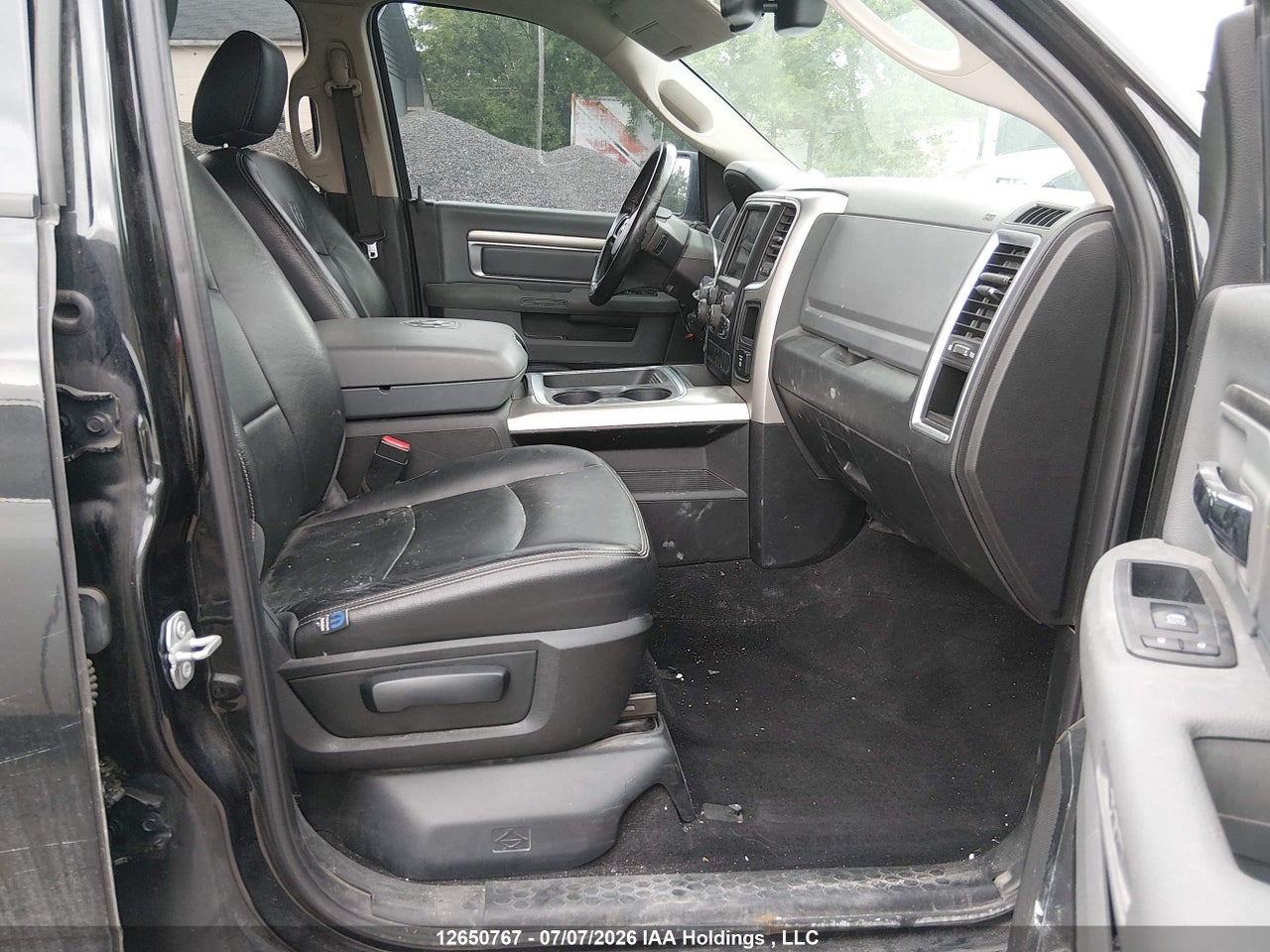 2018 RAM 1500 SLT thumbnail 6