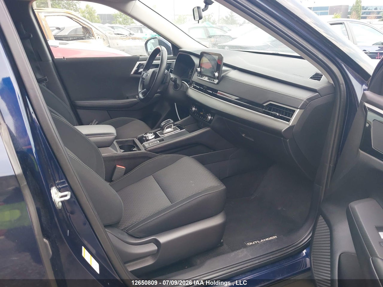 2024 MITSUBISHI OUTLANDER ES thumbnail 6