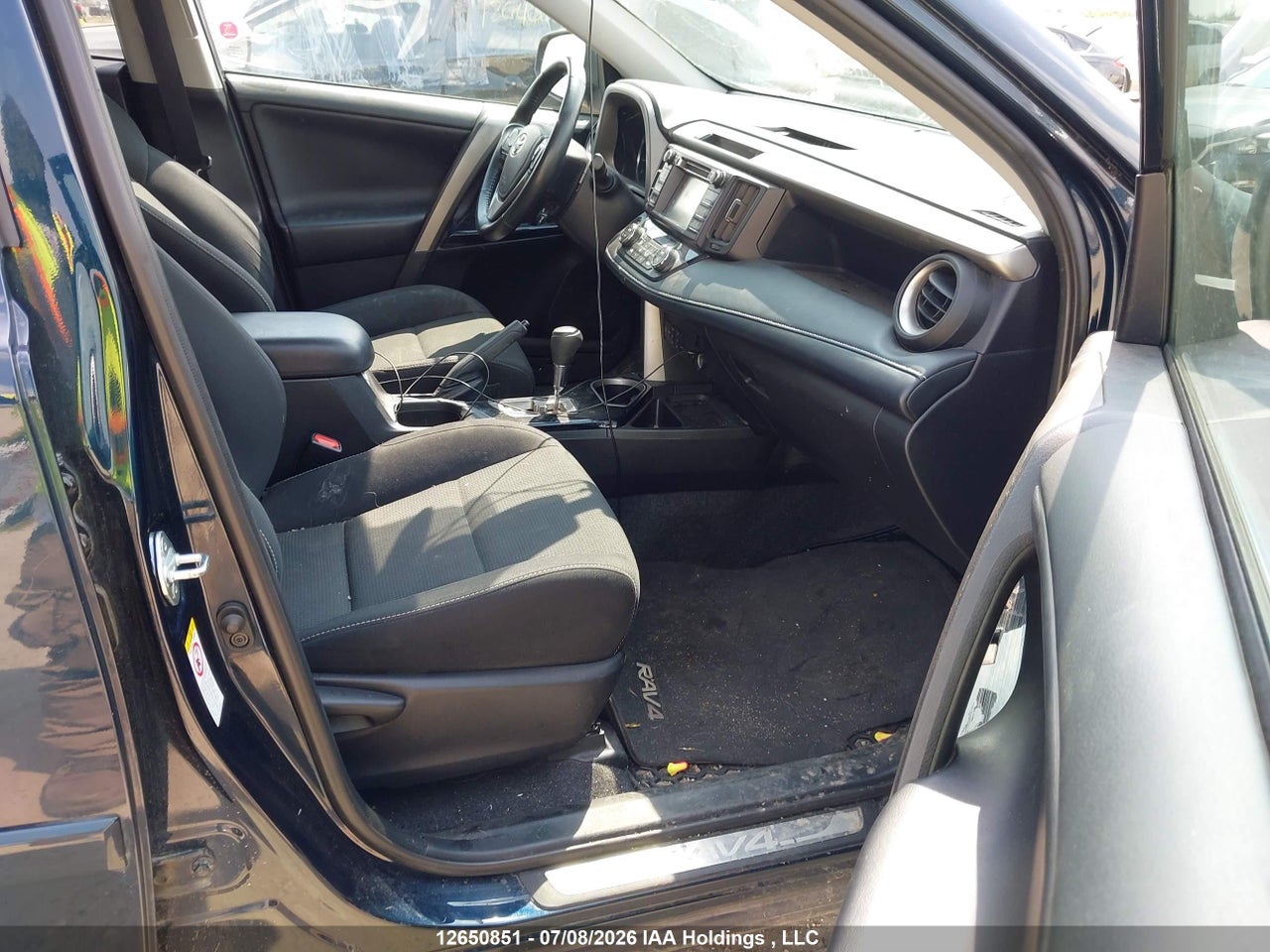 2018 TOYOTA RAV4 XLE thumbnail 6