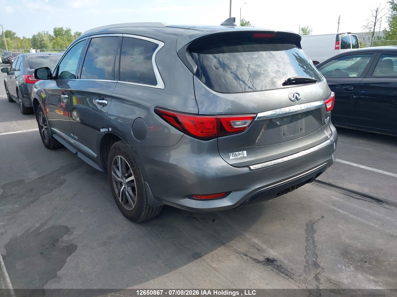 2017 INFINITI QX60 thumbnail 4