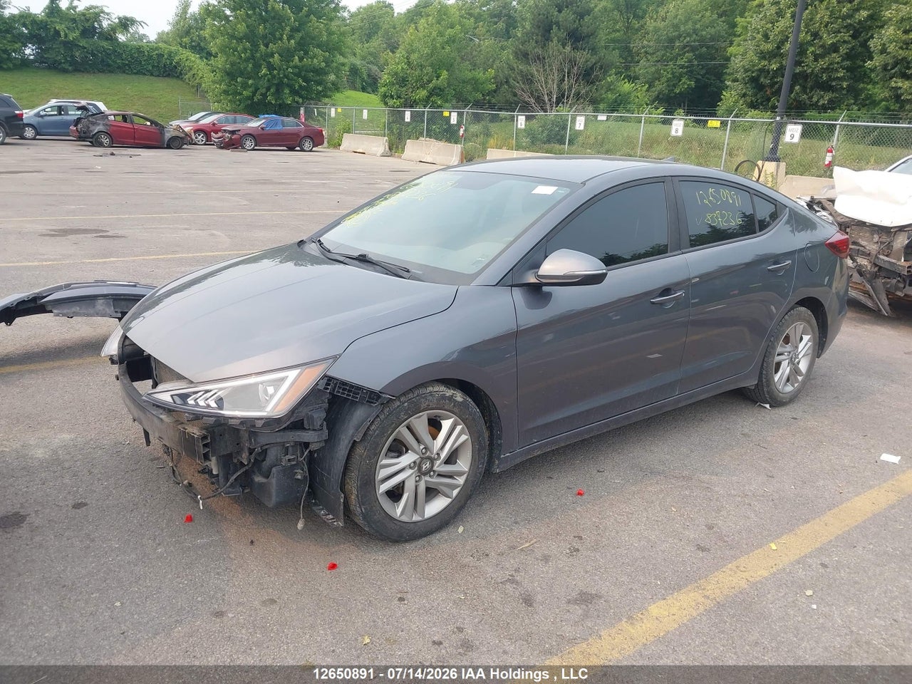 2019 HYUNDAI ELANTRA PREFERRED thumbnail 3