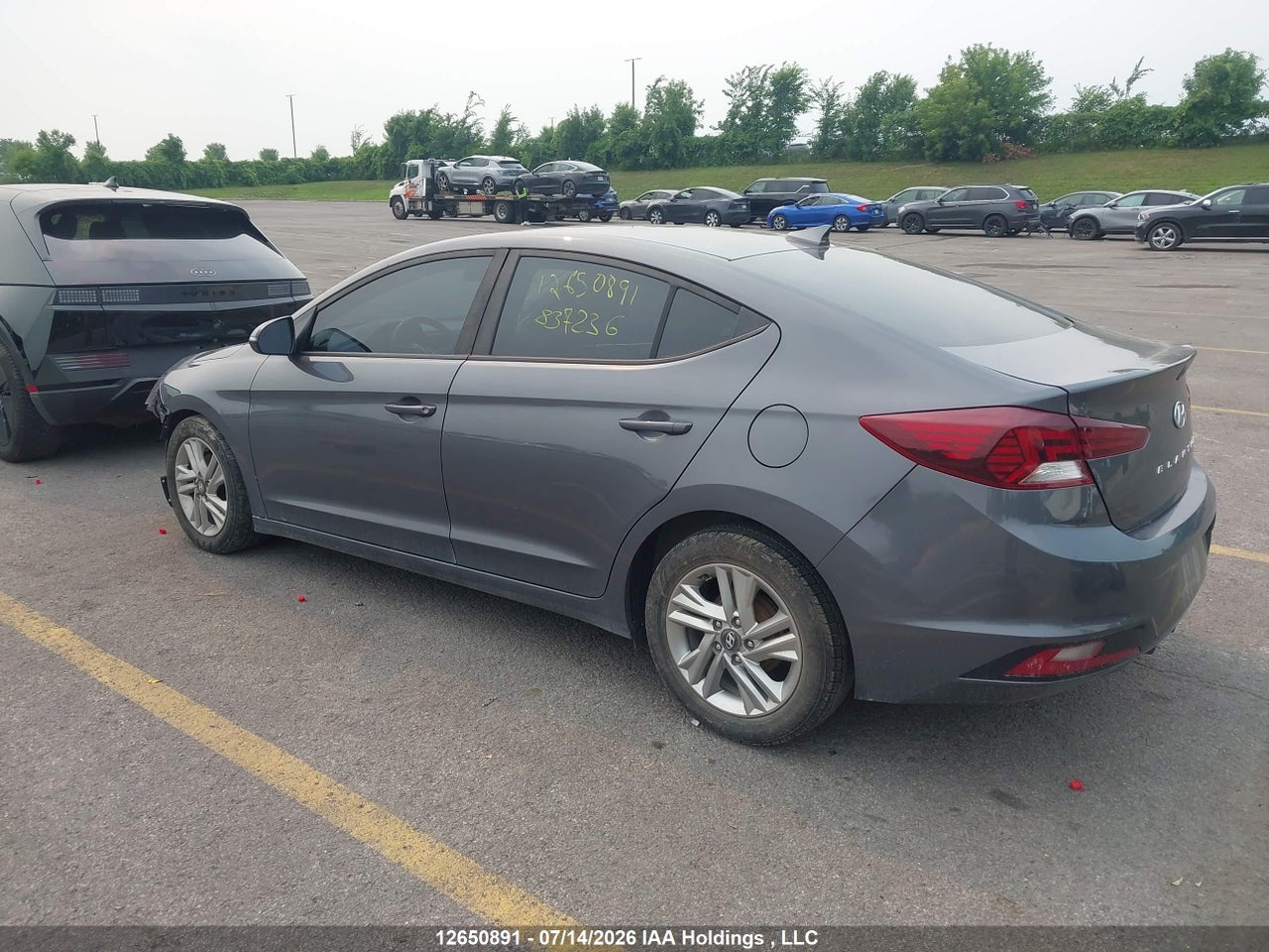 2019 HYUNDAI ELANTRA PREFERRED thumbnail 4