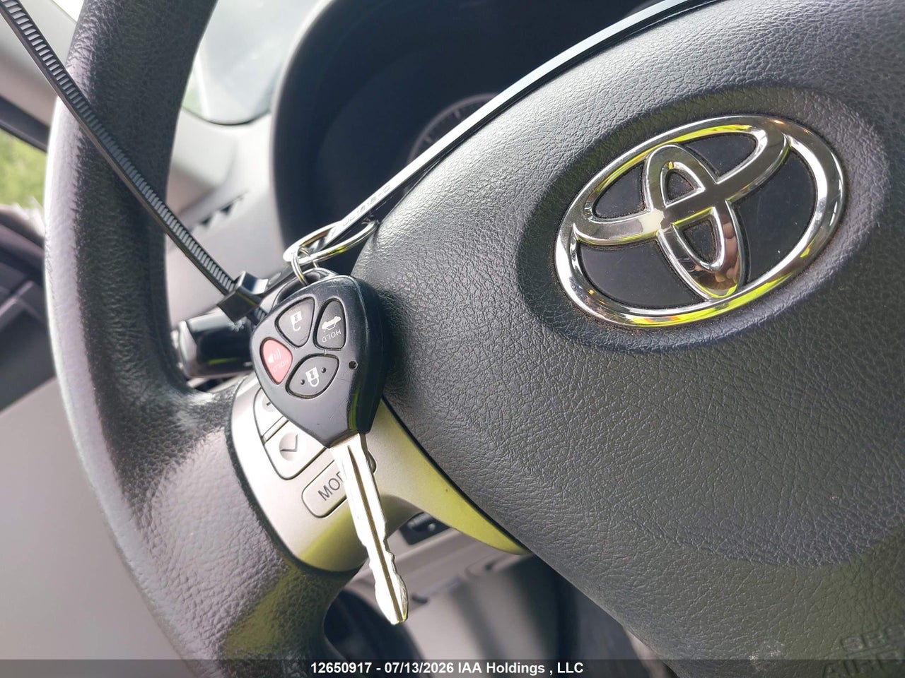 2013 TOYOTA COROLLA CE thumbnail 12