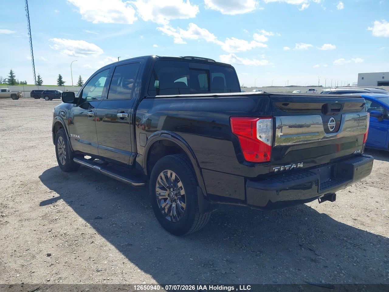 2017 NISSAN TITAN SV/SL/PRO-4X/PLAT RES thumbnail 4