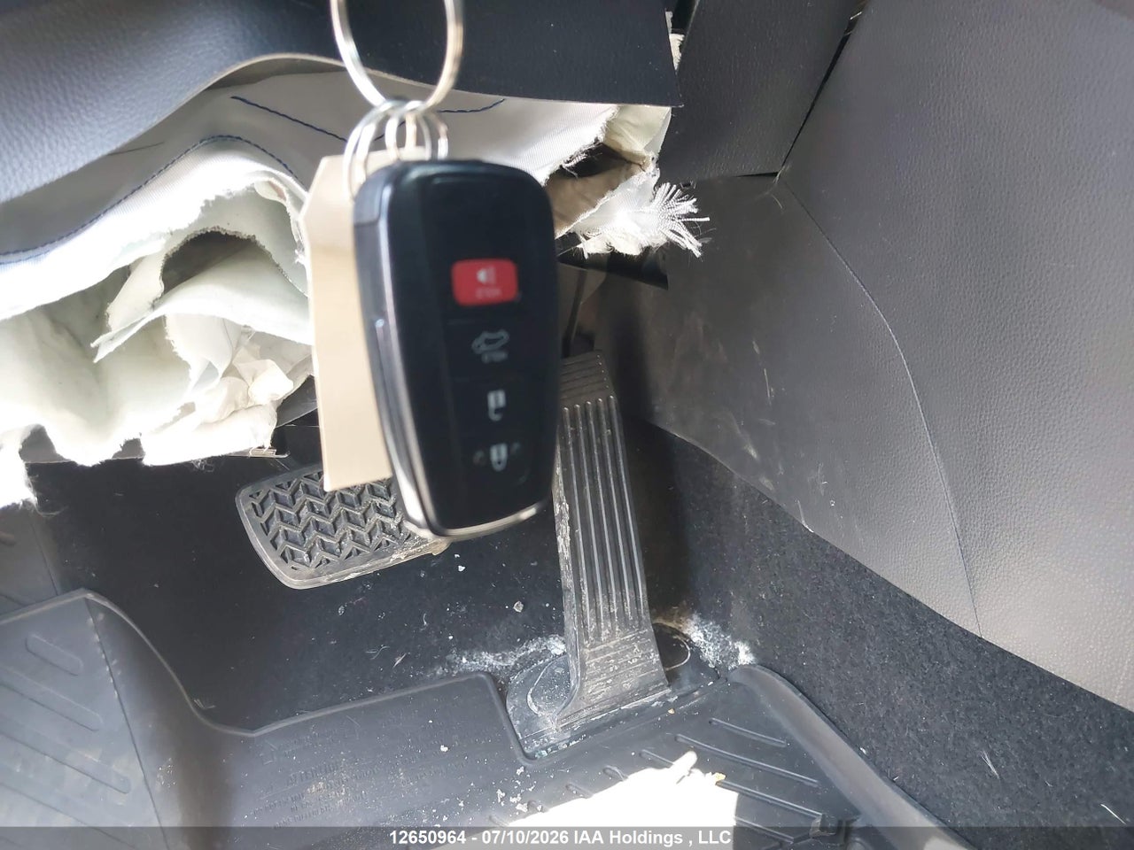 2019 TOYOTA RAV4 XLE thumbnail 12