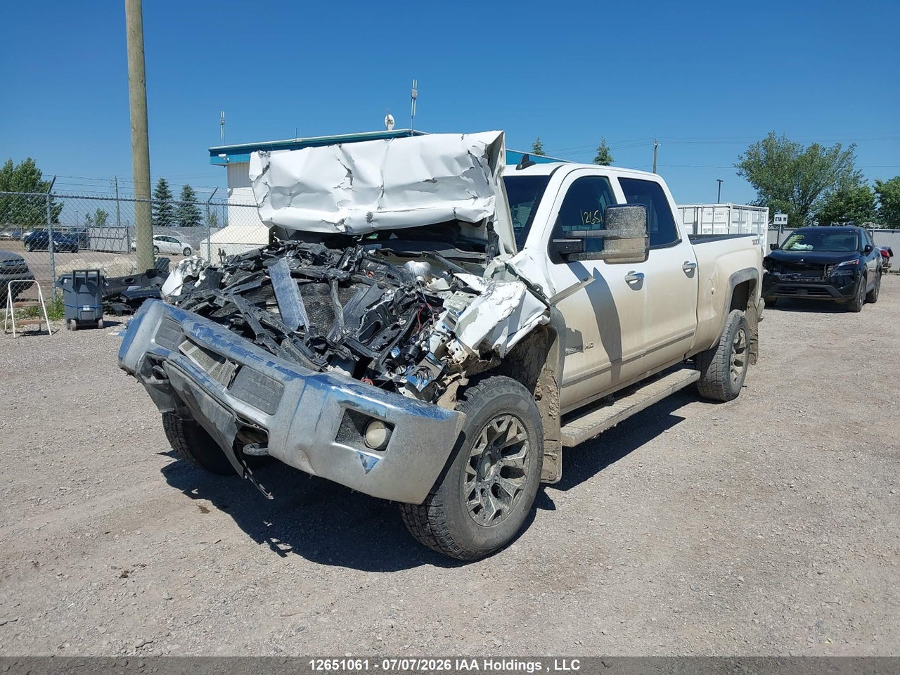 2015 CHEVROLET SILVERADO K3500 LTZ thumbnail 3
