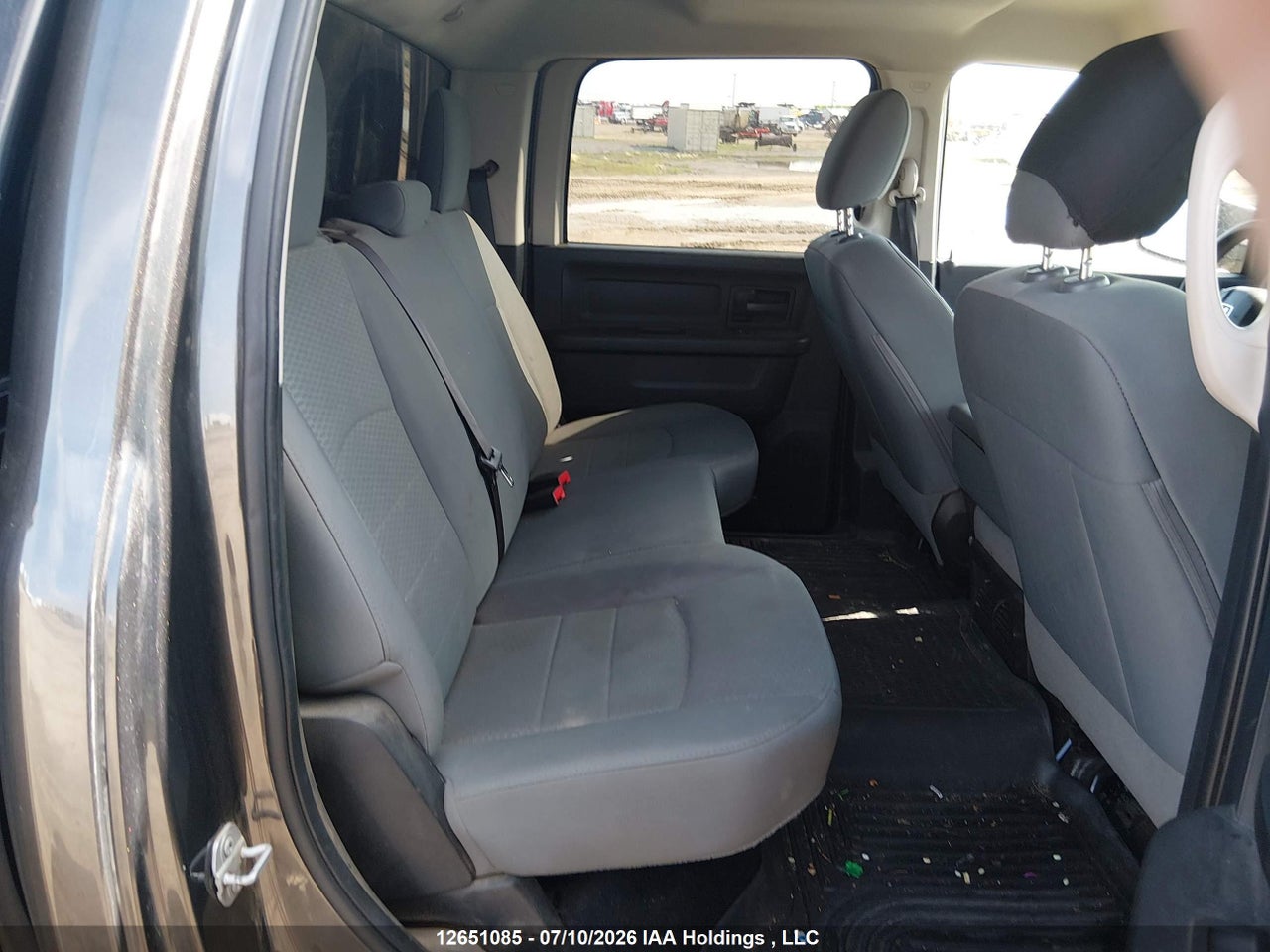 2016 RAM 1500 ST thumbnail 9
