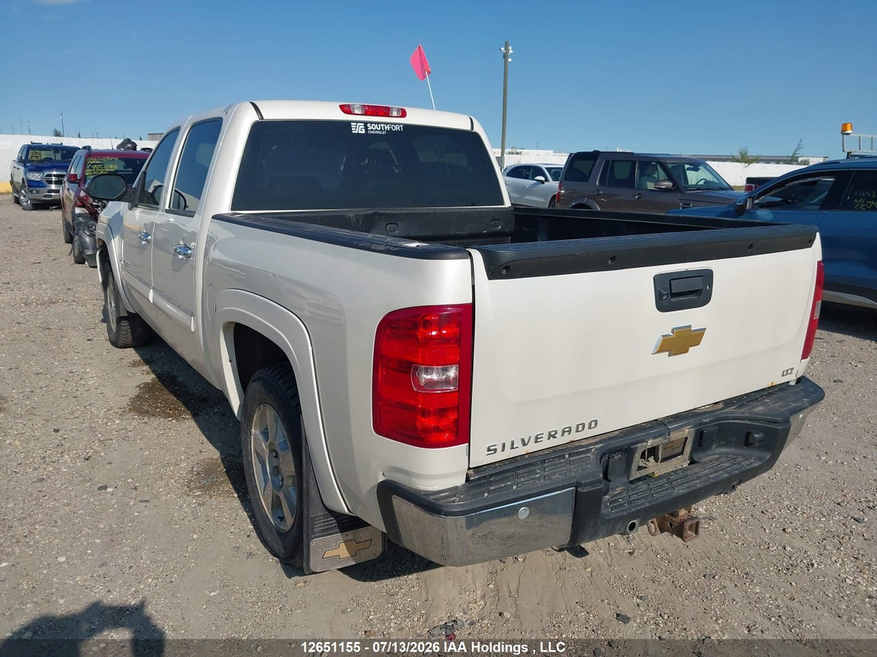 2013 CHEVROLET SILVERADO K1500 LTZ thumbnail 4