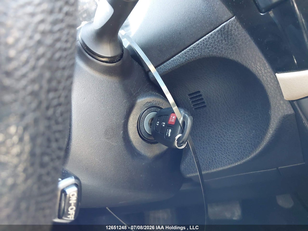 2014 TOYOTA COROLLA thumbnail 12