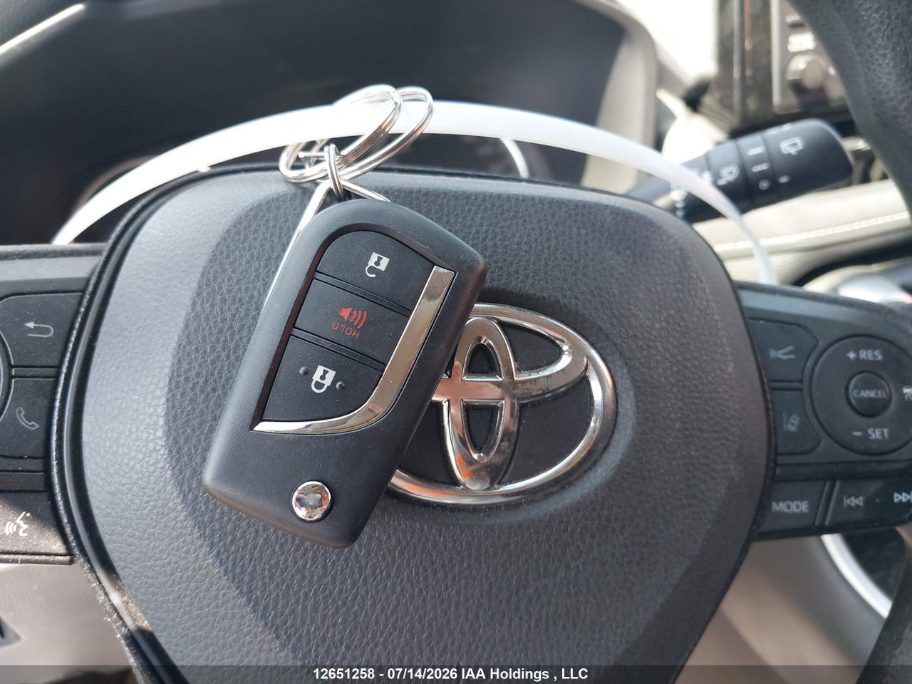2021 TOYOTA RAV4 thumbnail 12