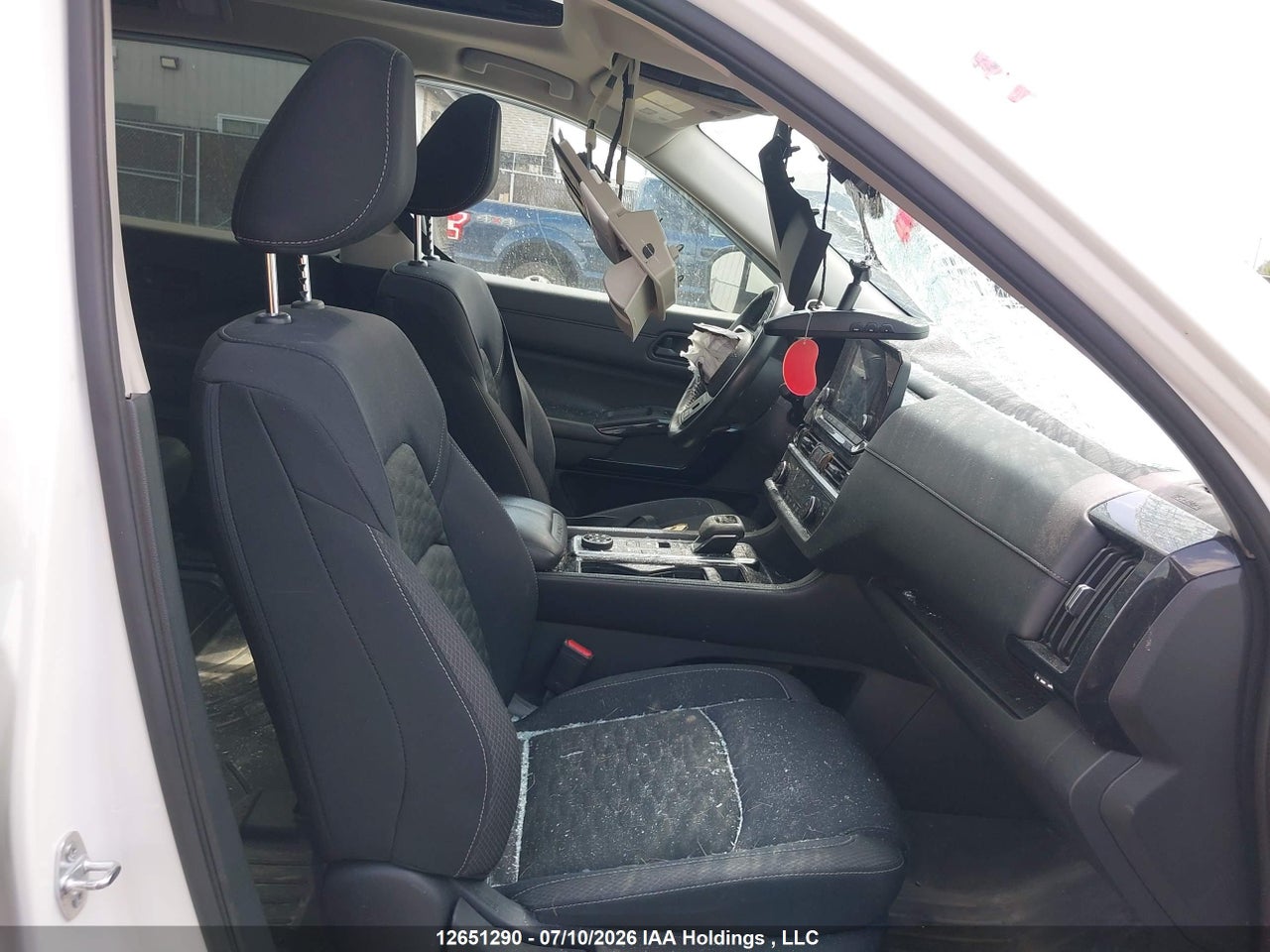 2023 NISSAN PATHFINDER thumbnail 6