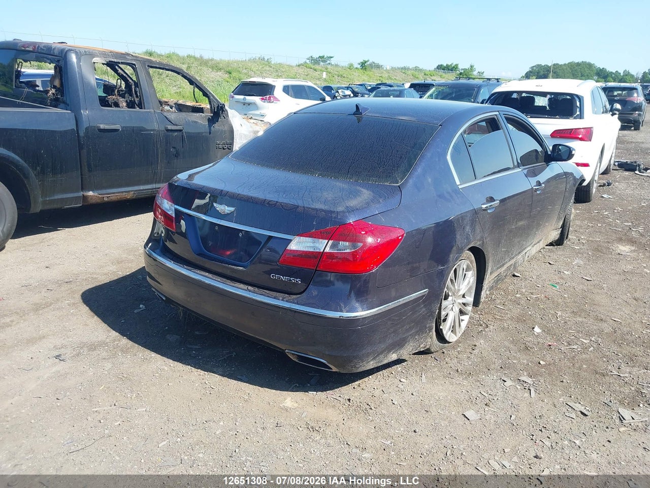 2013 HYUNDAI GENESIS thumbnail 5