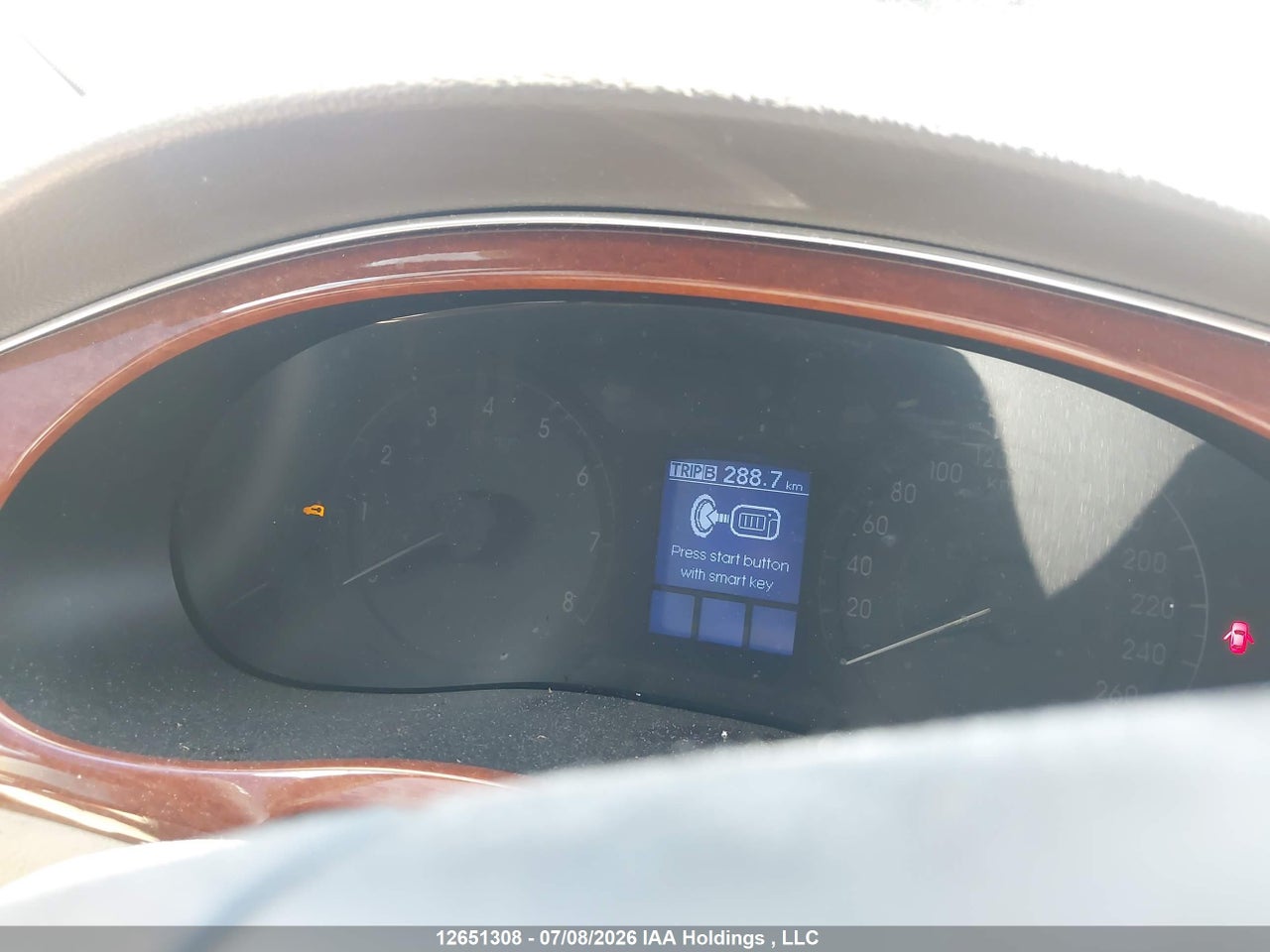 2013 HYUNDAI GENESIS thumbnail 8