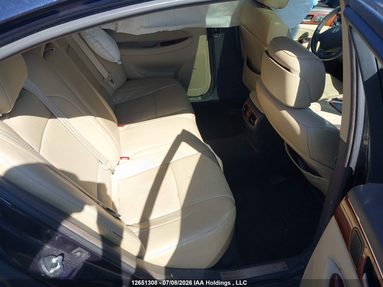 2013 HYUNDAI GENESIS thumbnail 9
