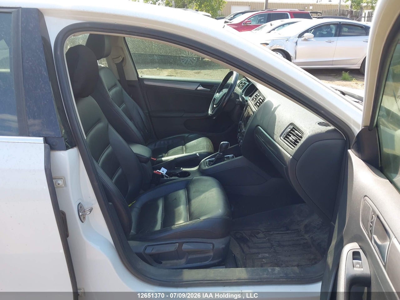 2016 VOLKSWAGEN JETTA SEDAN thumbnail 6