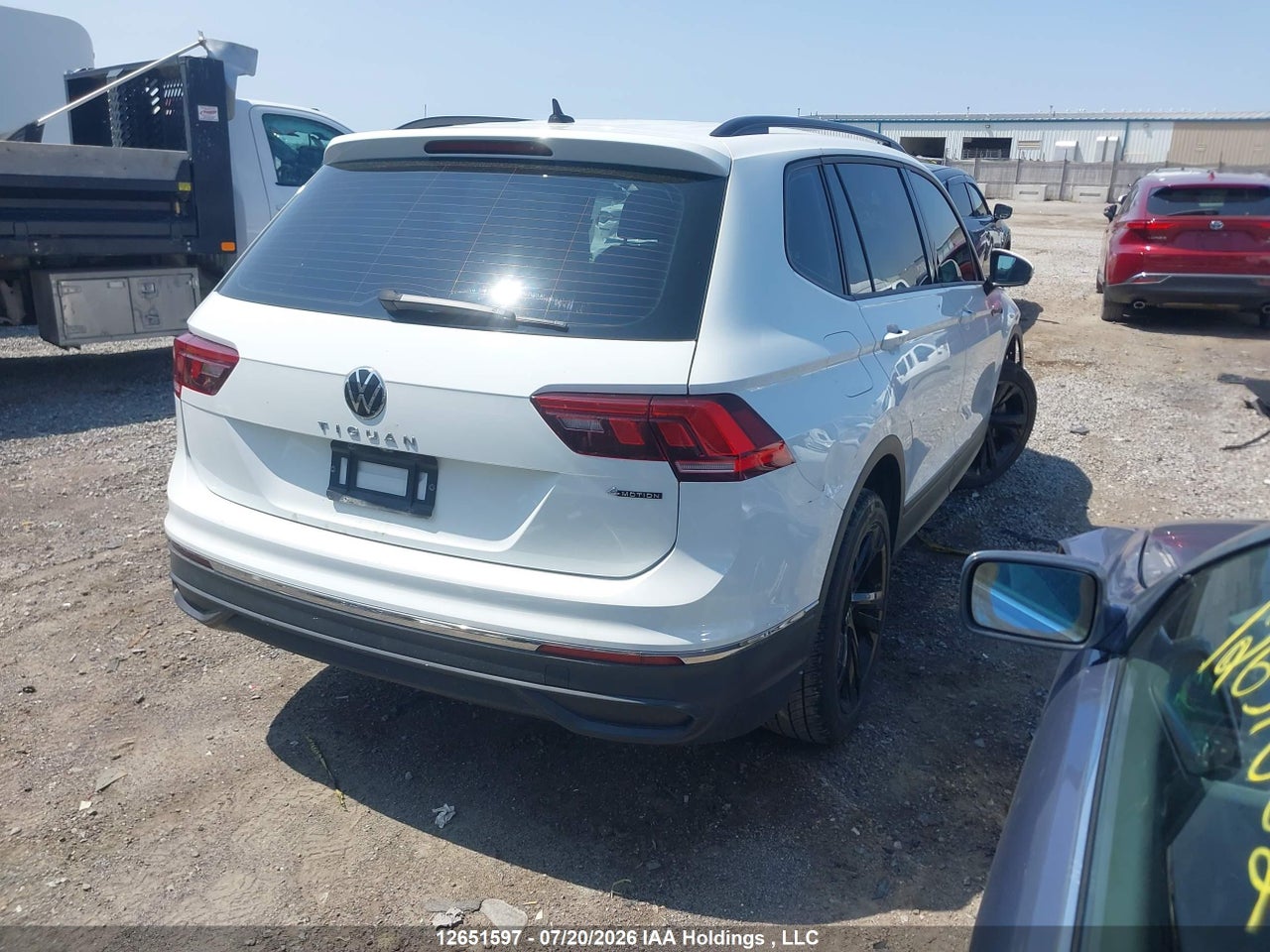 2022 VOLKSWAGEN TIGUAN thumbnail 5